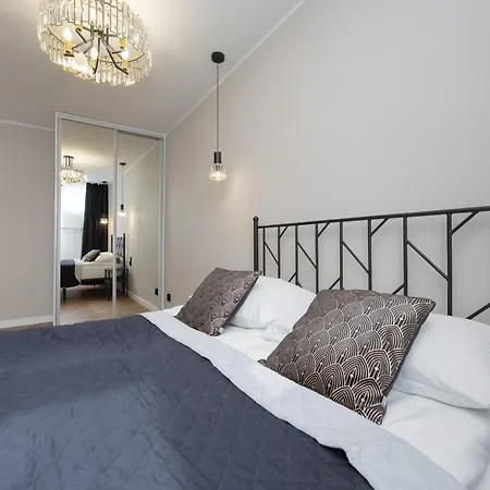 Tasteful Grzybowska Near Centre By Renters * Warsaw