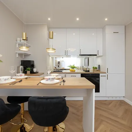 Apartment Tasteful Grzybowska Near Centre By Renters *
