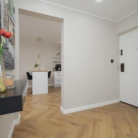 Tasteful Grzybowska Near Centre By Renters Apartment *